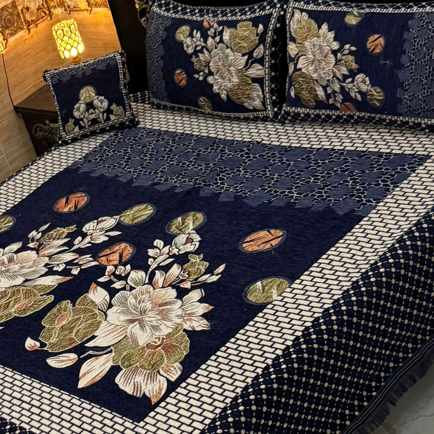 4Pc King Size Velvet Jacquard Bedsheet Set – Premium Floral Design with Cushion Cover (Available in 70+ Designs & Colors)-Hut